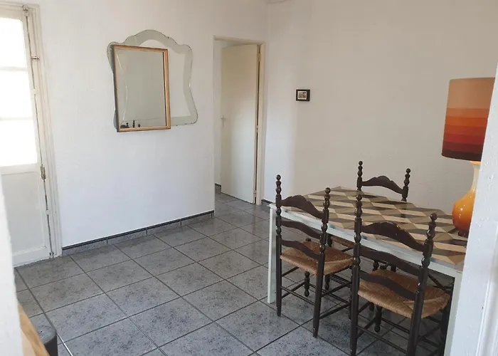 400 Meters From The Apartmán